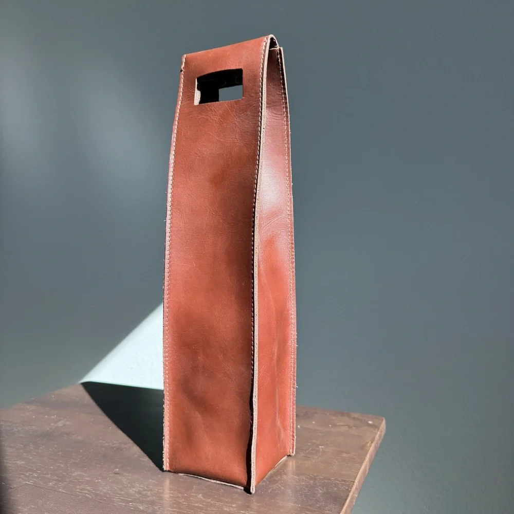 Old Angler Genuine Leather Wine Bottle Carrier VINO Tote Made in Italy